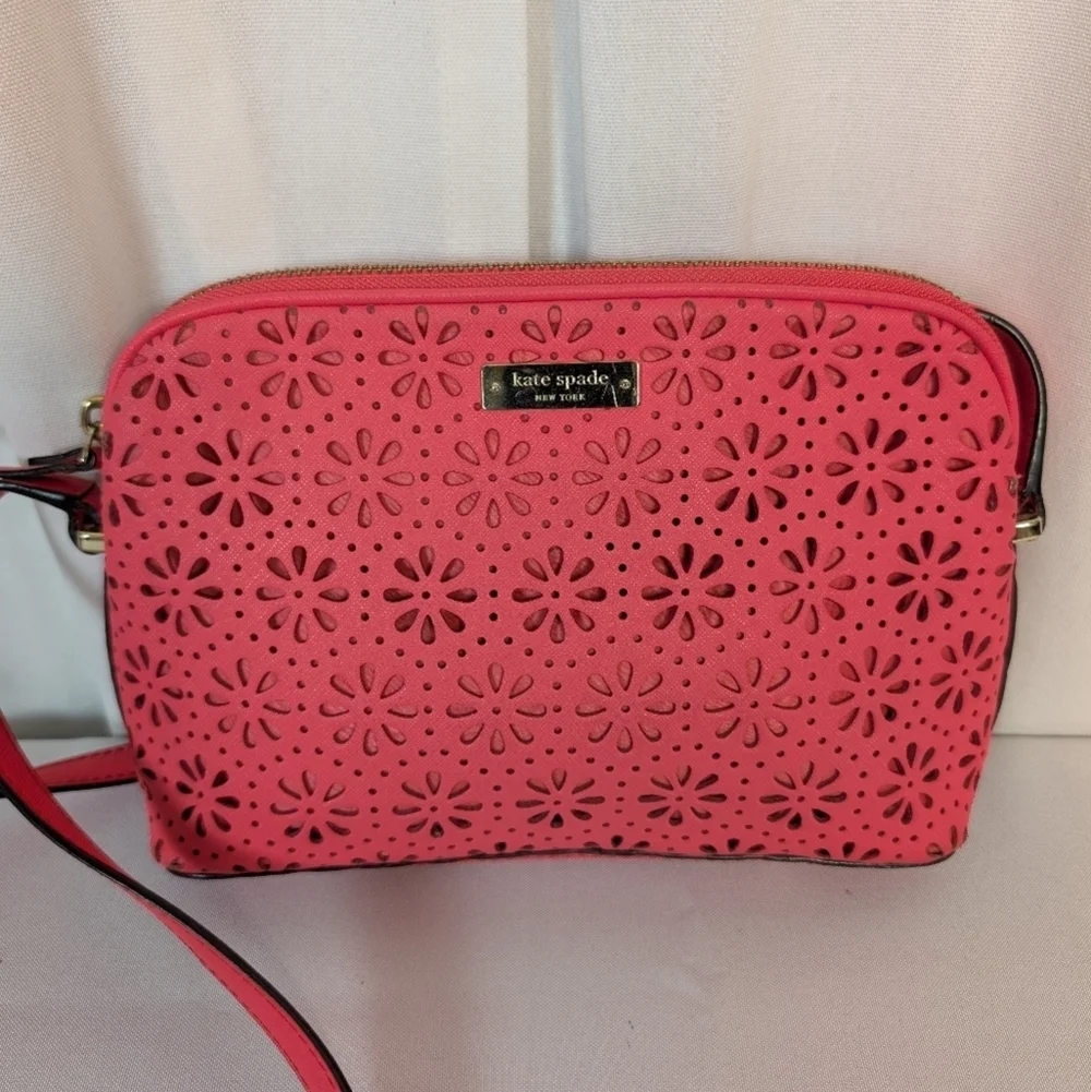 Kate Spade Cedar Street Mandy Coral Perforated Cut Out Flower Crossbody Bag EUC